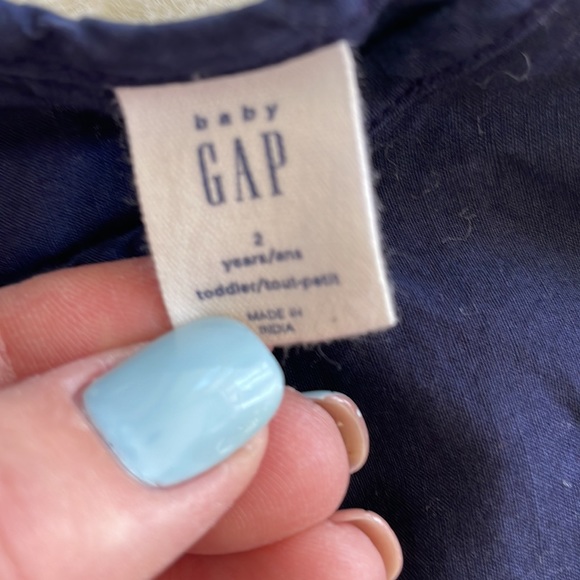 Gap 2T navy crop sleeved top - Picture 5 of 5